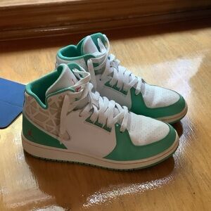 Jordan Kids White and Teal Sneakers